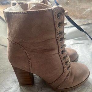 Bamboo Booties Size 5.5